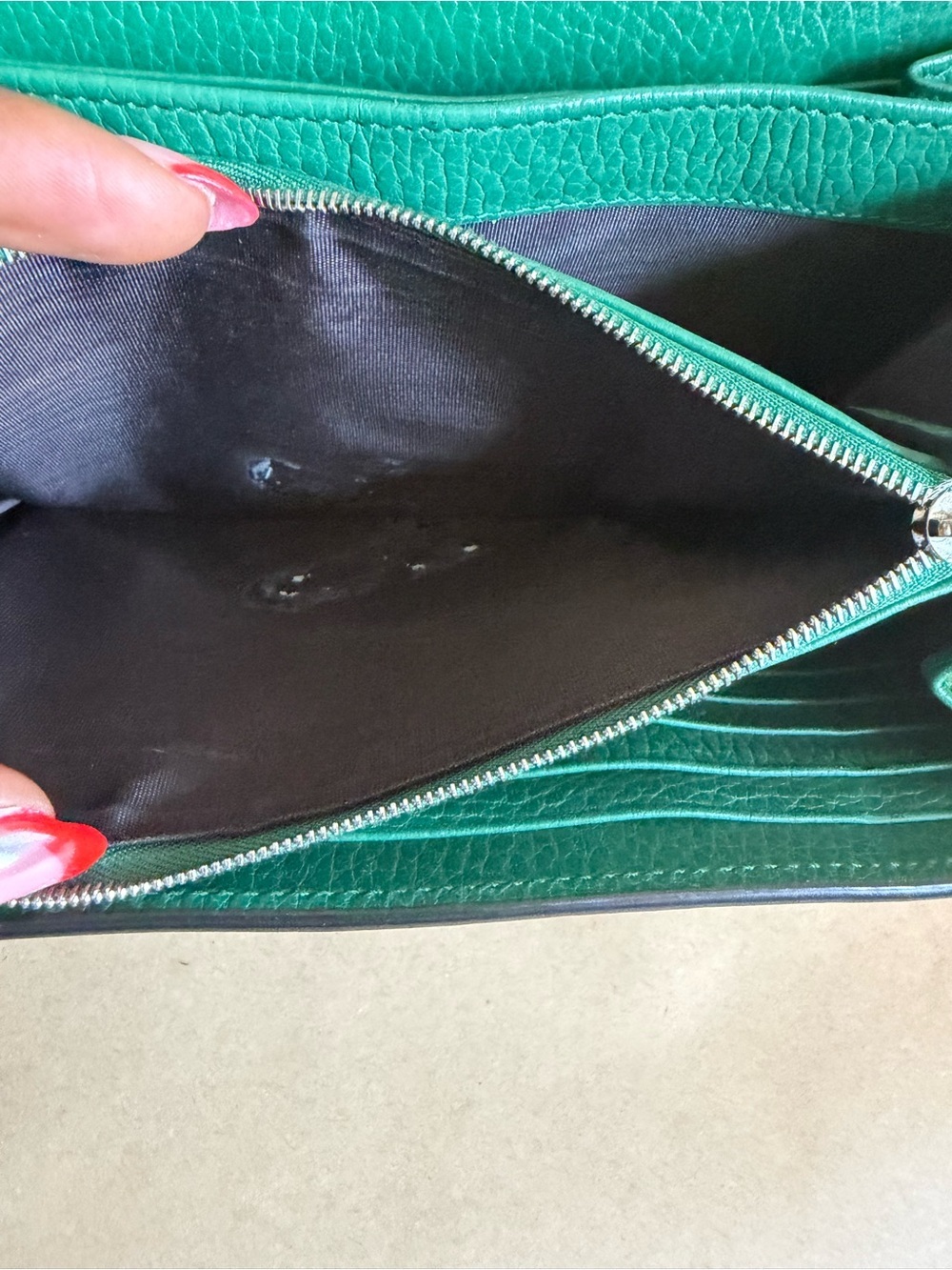 Gucci Mini Dinoysus Wallet on Chain - Picture 10 of 10